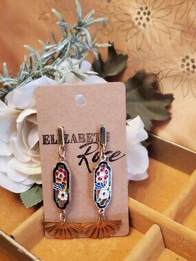 Retro dangle earrings